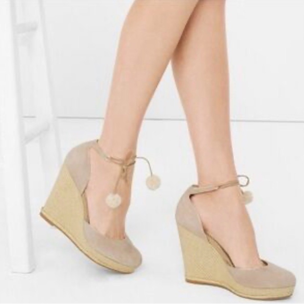 White House Black Market Chunky Heels
